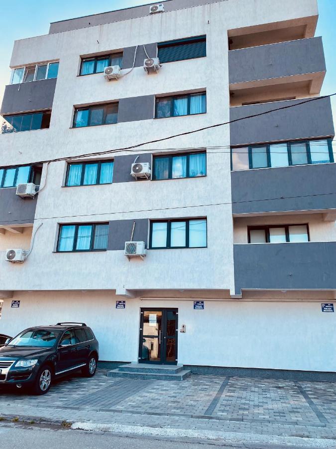 Rcity Apartament 14 Bukares Bagian luar foto